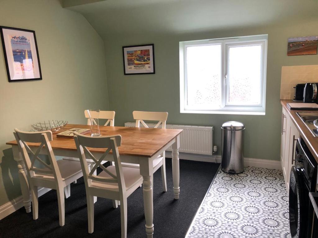 Bare Village Holiday Apartment Morecambe Ngoại thất bức ảnh
